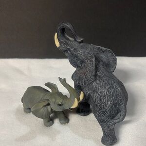 Elephant Figurine Set in Gray and Black